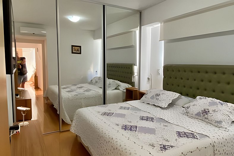 Two bed apartment in Palermo